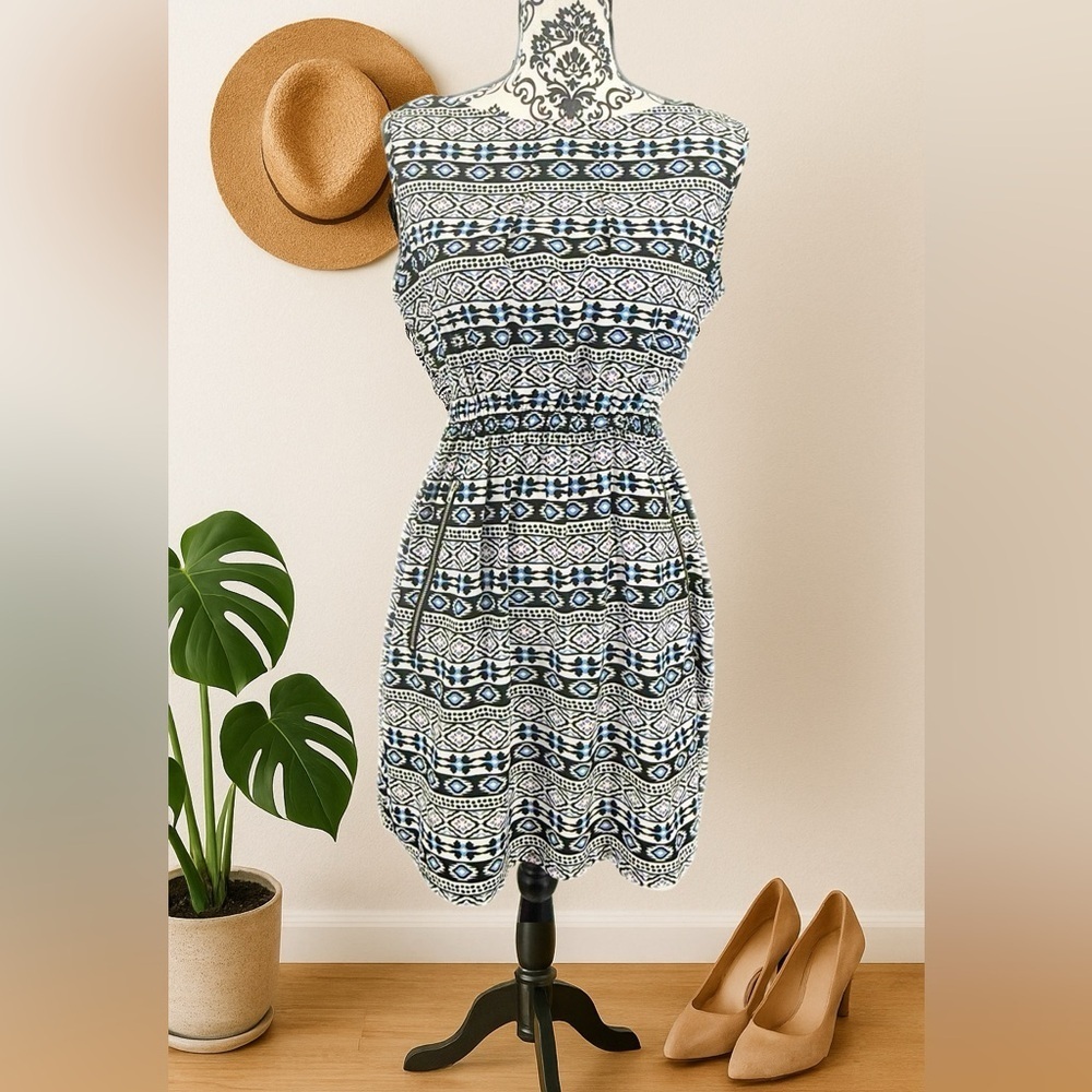 Feathers Boho Navy Blue and White Sheath Cinched Waist Mini Dress, L